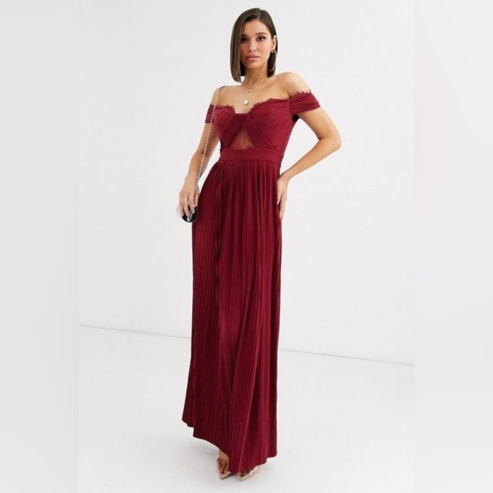 BNWT. ASOS Design. Premium Lace and Pleated Dress Sz 0